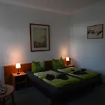 Hotel Peters 3*