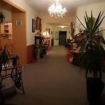 Peters Hotel 3*