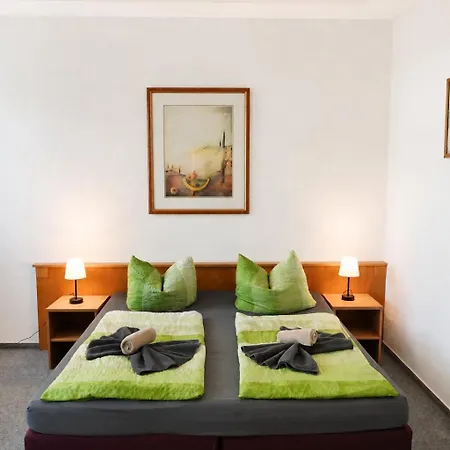 Peters Hotel